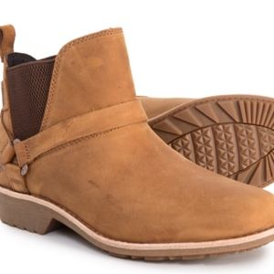 Teva De La Vina Dos Chelsea Boots